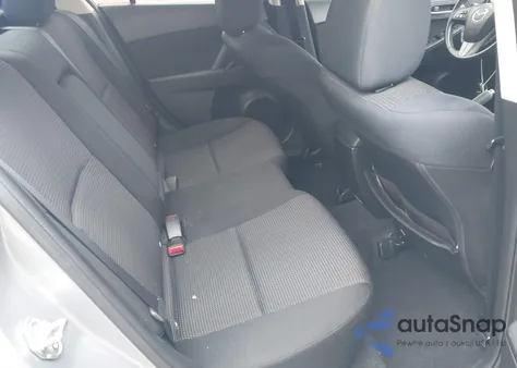 2012 Mazda Mazda3 I Touring z USA, uszkodzony, nr VIN JM1BL1V8XC1574799